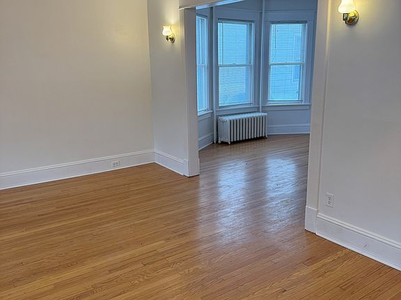5th image of 84 Winthrop Ave APT 1