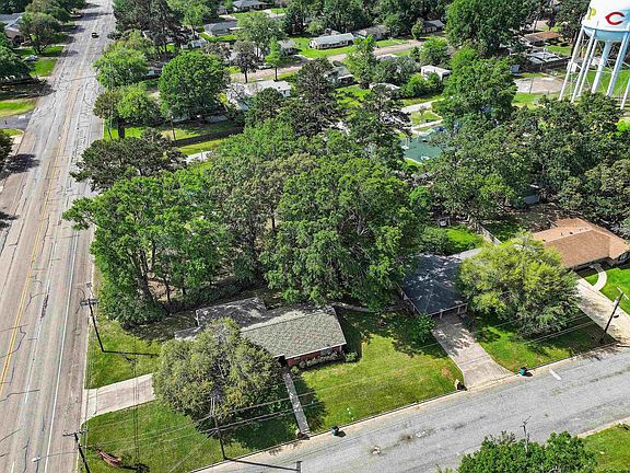 5th image of 1007 Forrest Ln