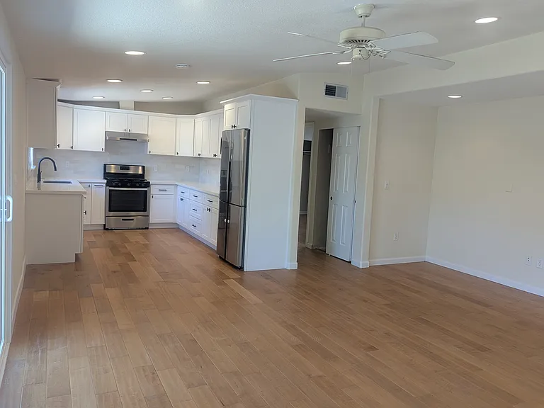 1122 Myrtle Dr — Photo 13