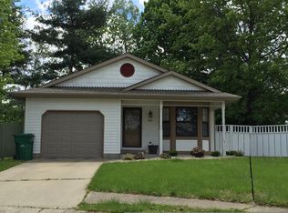 1517 Royal Oak Ct, O Fallon, IL 62269