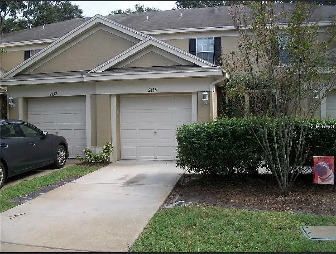 2 bed, 1.5 bath, 1240 sqft, $1,900 — Photo 2