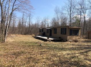 N6884 Springbrook Rd, Cecil, WI 54111