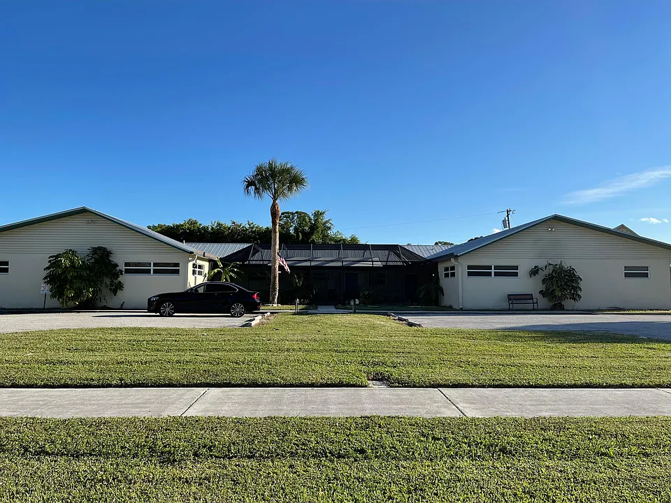 860 NW North River Shores Blvd #868