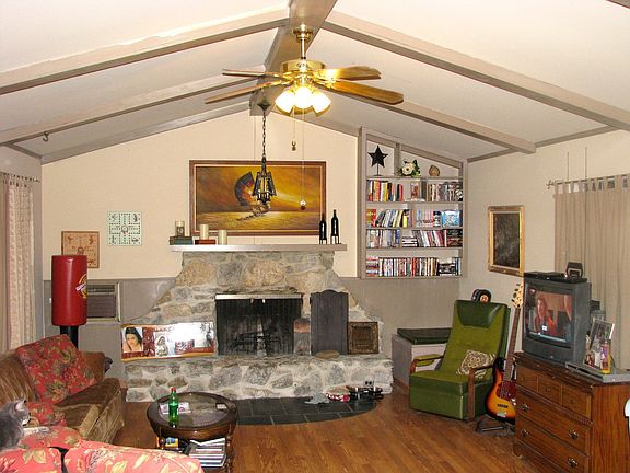 2nd Living Area