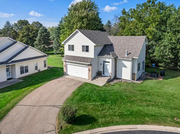 291 Appleblossom Ln E, Shakopee, MN 55379