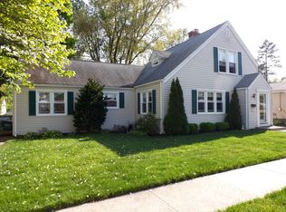88 Park Ave, Hamden, CT 06517
