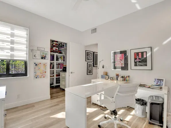 7546 La Paz Boulevard #308, Boca Raton, FL 33433