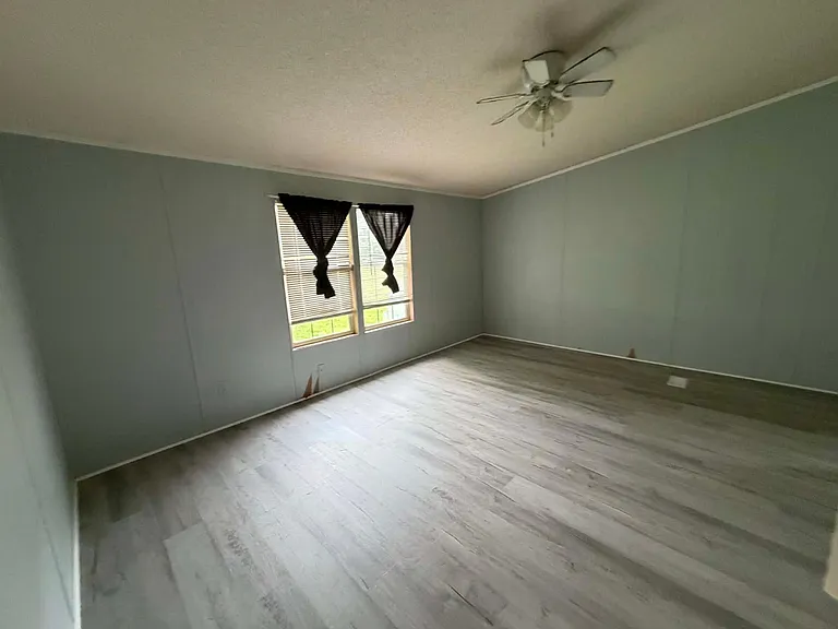 11581 Cathys Ct — Photo 4