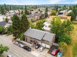 1165 N 90th St APT 2, Seattle, WA 98103