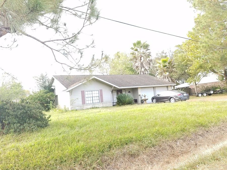 2nd image of 6804 Meadow Ridge Ln
