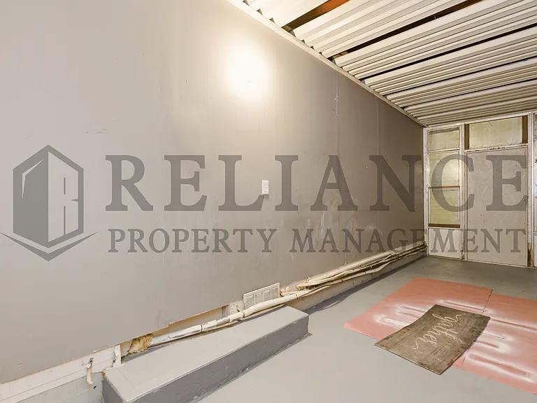 3123 W Douglas Ave — Photo 33