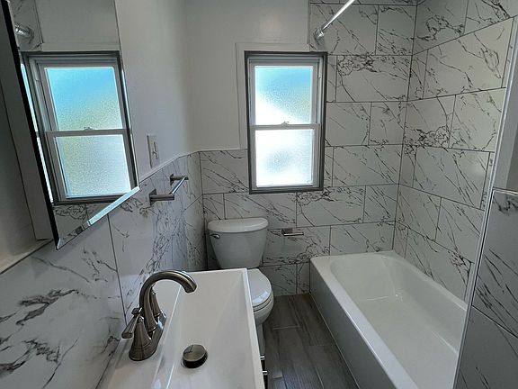 5th image of 60 Homecrest Ave Floor 2