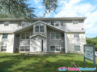 2110 26th St APT 10, Des Moines, IA 50310