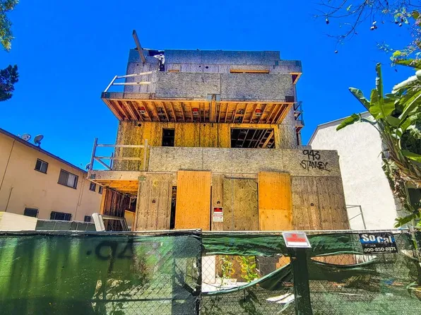 943 N Stanley Ave, West Hollywood, CA 90046