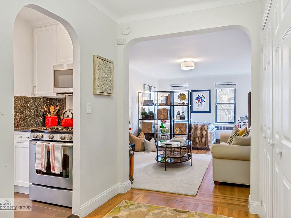 1st image of 98 Park Ter E APT 1H