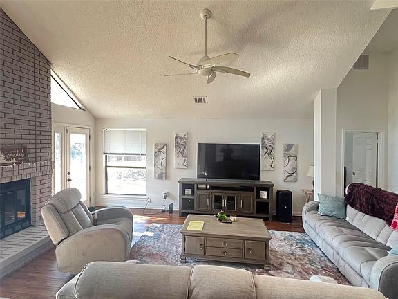 3rd image of 3720 Campstone Dr