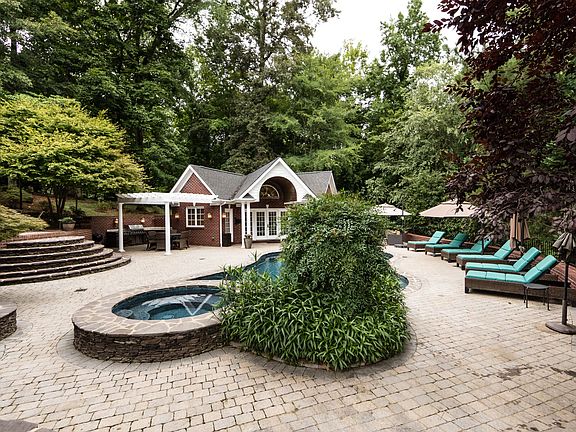 4th image of 3800 Laxton Ct
