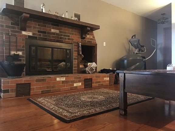 2nd image of 807 E C St