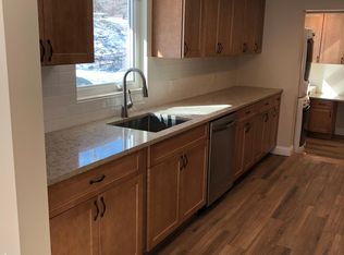 419 Greenbush Rd, Warwick, RI 02818