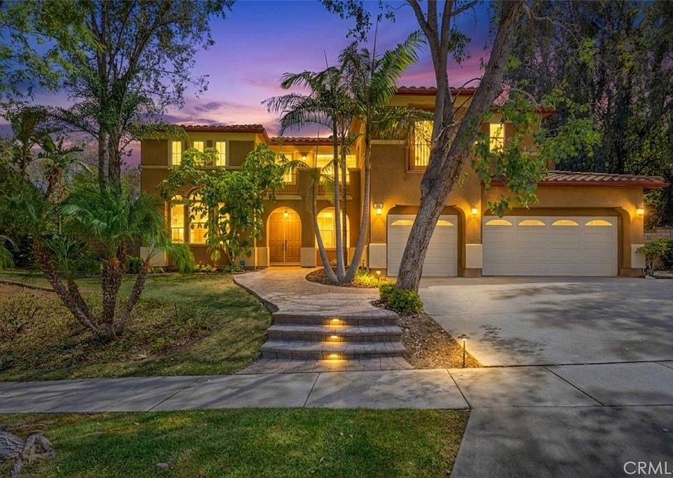1st image of 1568 Vandagriff Way