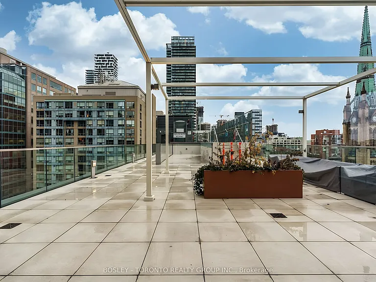 60 Colborne St #214 — Photo 43