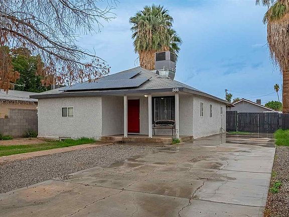 2nd image of 566 S Magnolia Ave