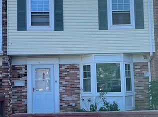 8119 Community Dr, Manassas, VA 20109