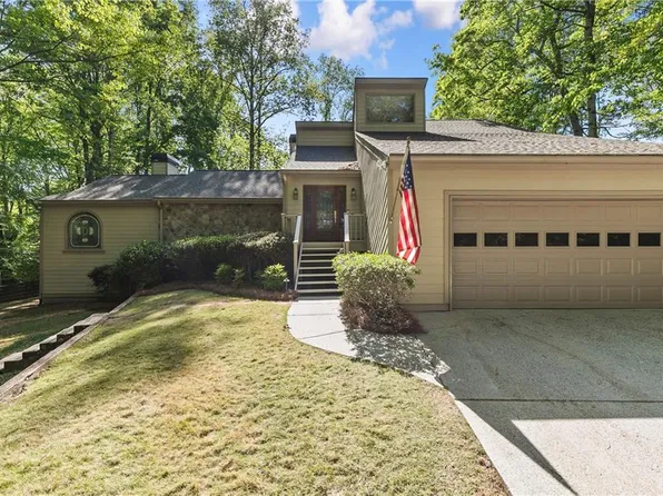 755 Nile Dr, Johns Creek, GA 30022