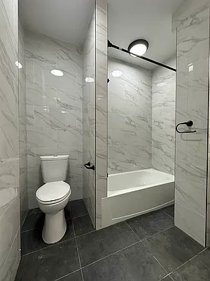 Rented by Peter R. Hungerford, LREB | media 33