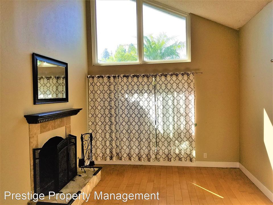 2nd image of 14631 Cheshire Pl