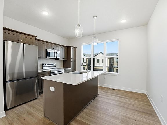 2nd image of 1362 Meadow Rose Pl