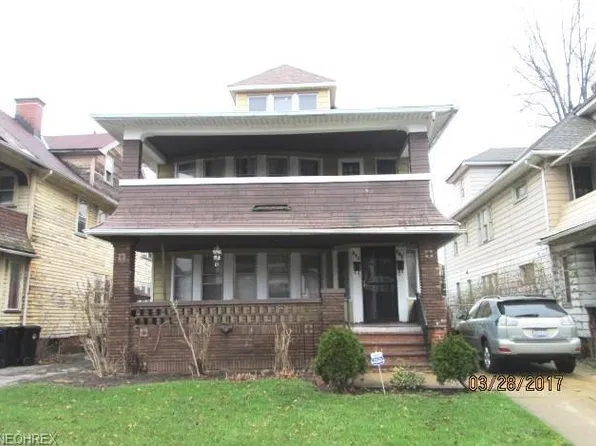 890 Eddy Rd, Cleveland, OH 44108