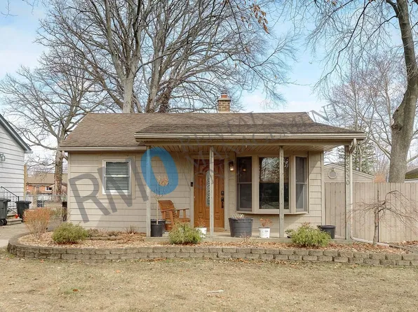 28830 Olson St, Livonia, MI 48150