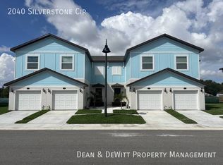 2040 Silverstone Cir, Clearwater, FL 33760
