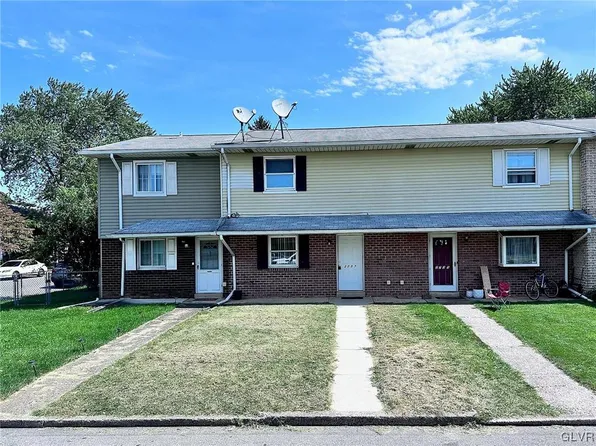 2737 Diane Blvd, Allentown, PA 18109