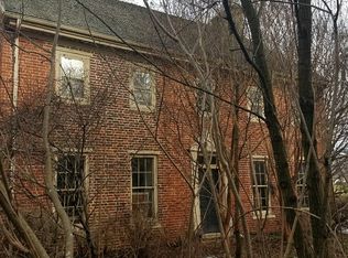 365 Indian Run Rd, Avondale, PA 19311