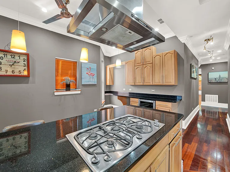 2239 W Washington Blvd #1 — Photo 17