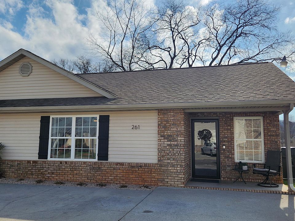 1st image of 261 Dumplin Ln
