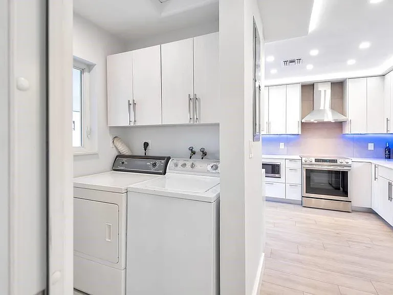 2417 Bayview Dr — Photo 26
