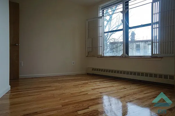 Rented by EXR | media 6