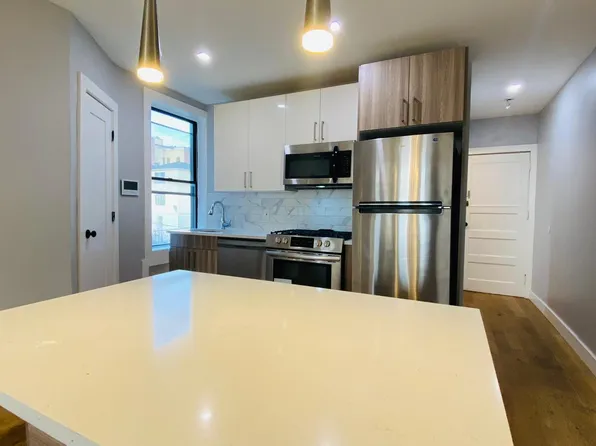 84 Romaine Ave APT 10, Jersey City, NJ 07306