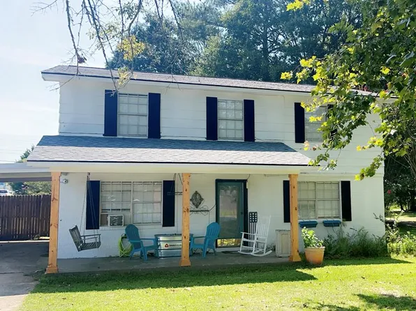 1110 N Washington St, Sylvester, GA 31791