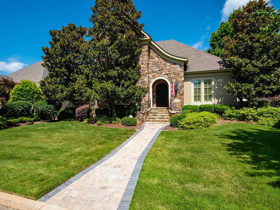 1st image of 81 Quercus Cir