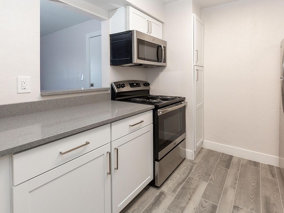 1st image of 2260 S Foothill Dr #1526160