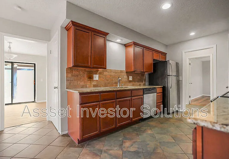11109 Delmar Ct — Photo 11