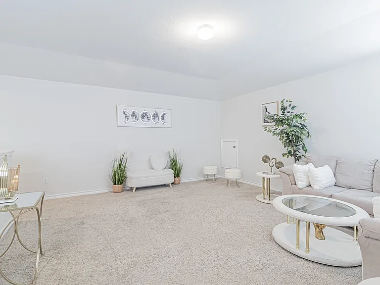 7019 Capella Cir — Photo 25