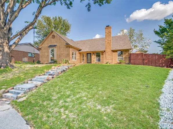 718 Angle Ridge Cir, Garland, TX 75043