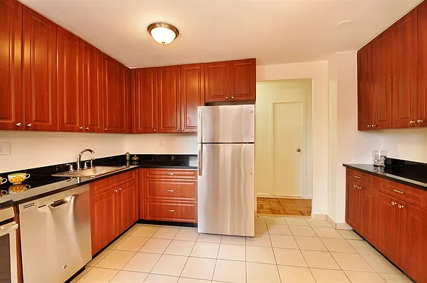 Sold by Corcoran | media 8