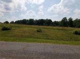 4302 Bashavia Wayside Rd, Pfafftown, NC 27040