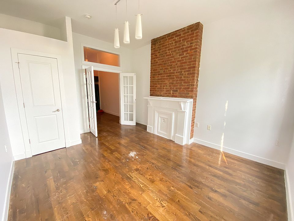 1st image of 1717 Dekalb Ave #3B
